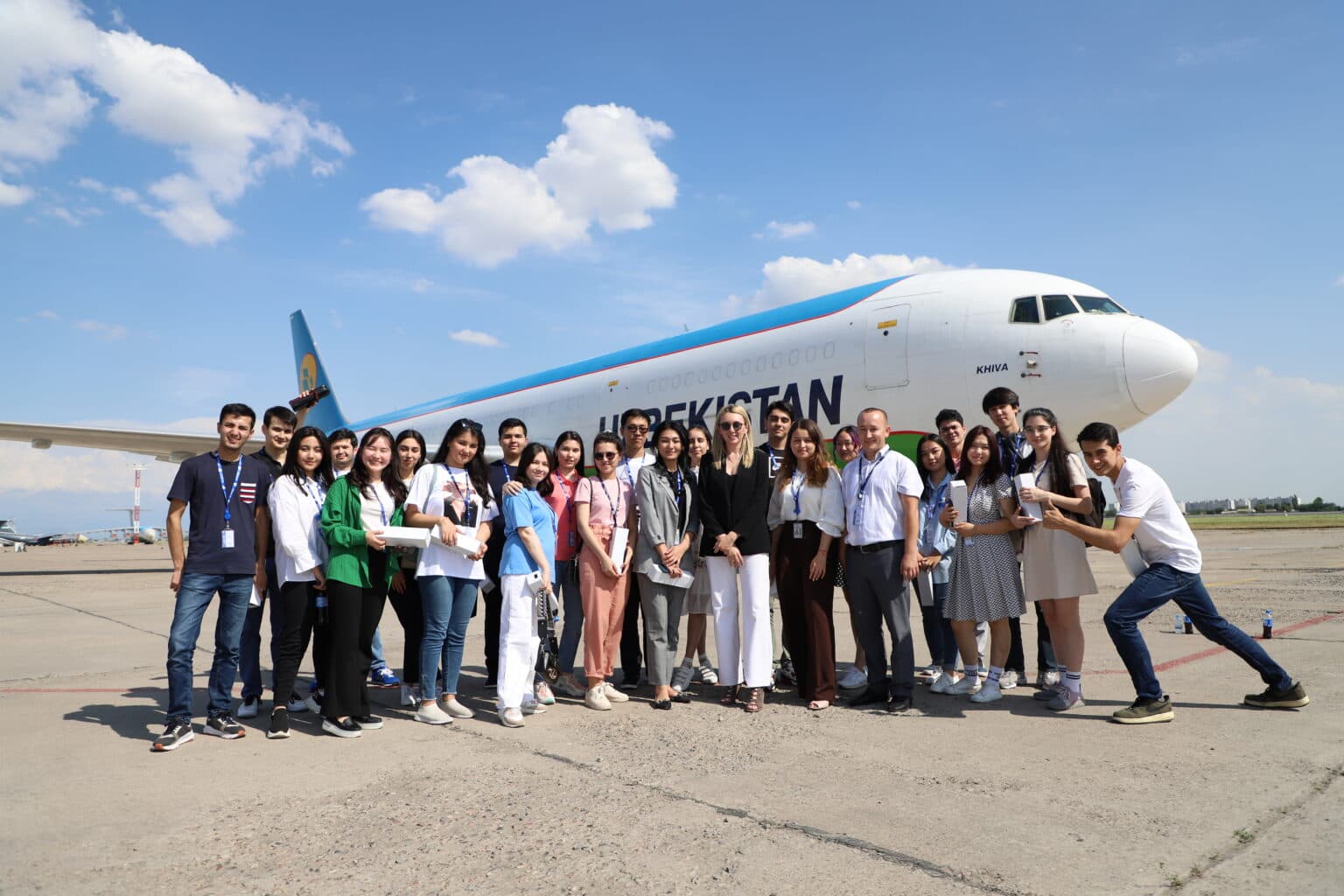Медиа-туры для Uzairways